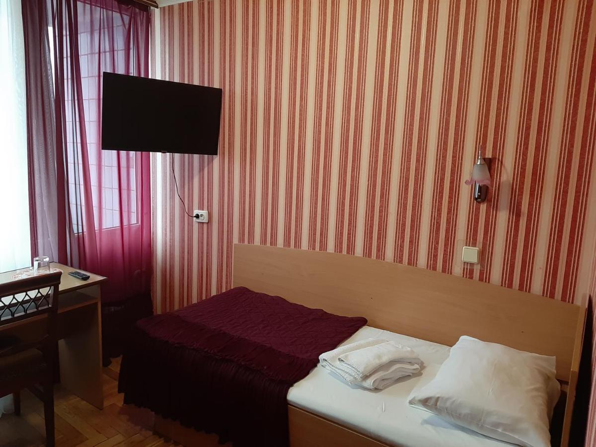 Tourist Hotel Κχαρκίβ Εξωτερικό φωτογραφία