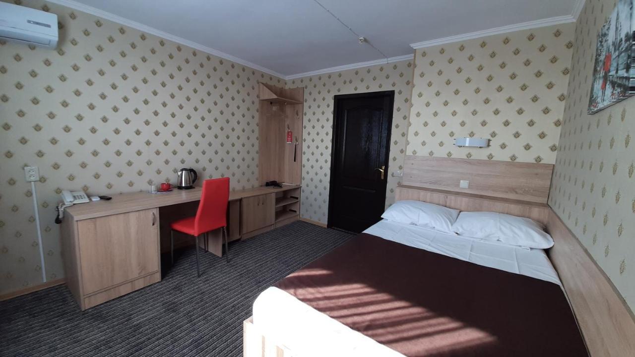 Tourist Hotel Κχαρκίβ Εξωτερικό φωτογραφία