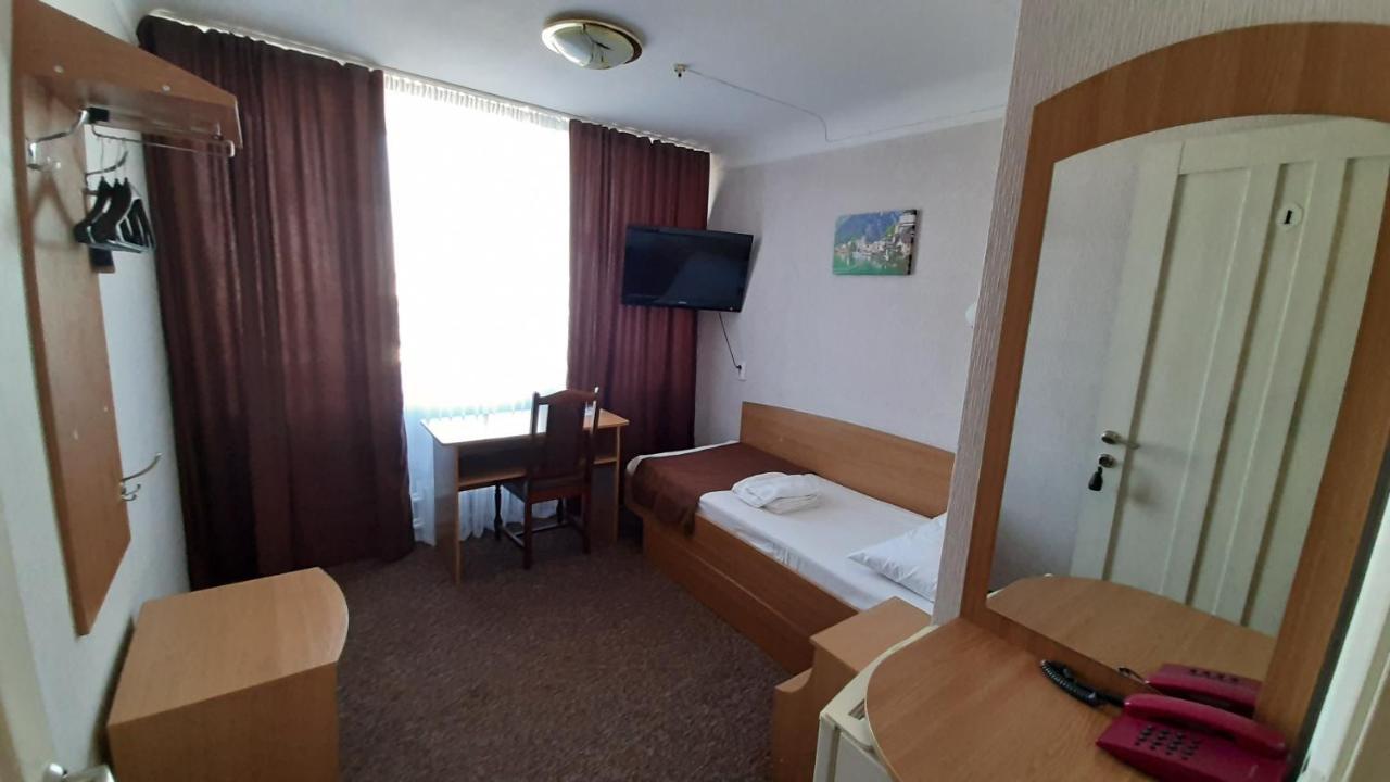 Tourist Hotel Κχαρκίβ Εξωτερικό φωτογραφία